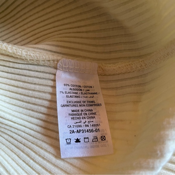 Cute Cotton Mini Dress in Pale Yellow - Picture 5 of 8